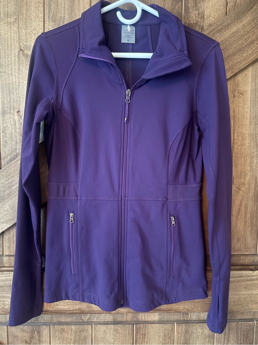 Calia by Carrie Underwood Women’s Core Fitness Jacket. Plum perfect. Size M. 💜